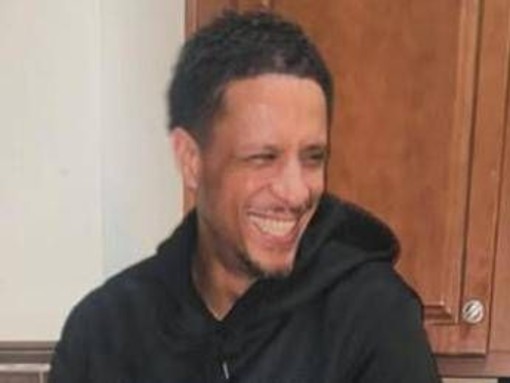 Addio a Floyd Roger Myers Jr., baby star in 'Willy, il Principe di Bel-Air' aveva 42 anni Addio a Floyd Roger Myers Jr., baby star in 'Willy, il Principe di Bel-Air' aveva 42 anni