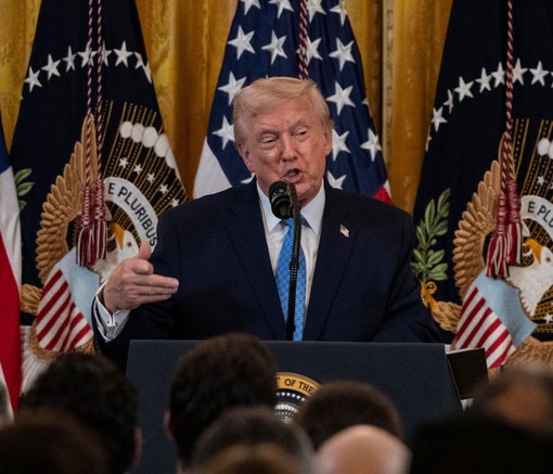 Trump “Gli Stati Uniti hanno catturato Maduro e la moglie”