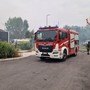 Triplo incendio a Roma: chiusa la Pontina, alla Magliana evacuata una palazzina Triplo incendio a Roma: chiusa la Pontina, alla Magliana evacuata una palazzina