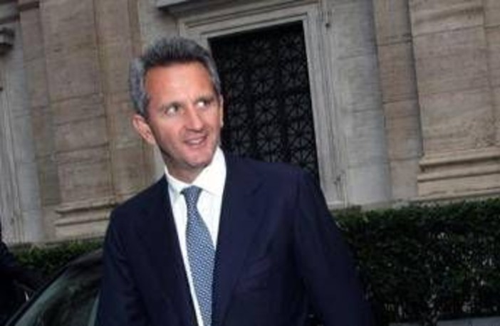 Mediobanca, rinvio assemblea allunga e complica la ‘scommessa’ su Banca Generali