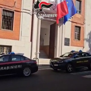 Traffico di droga ed estorsioni, maxi operazione a Reggio Calabria
