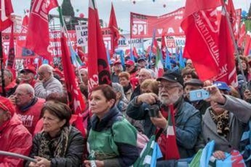 Scioperi, novembre caldo: dai medici ai trasporti, le proteste verso la mobilitazione generale del 28