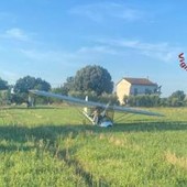 Arezzo, ultraleggero precipita a Castiglion Fiorentino: morto pilota Arezzo, ultraleggero precipita a Castiglion Fiorentino: morto pilota