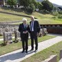 Mattarella in Trentino con cerotto sulla fronte, al capo dello Stato rimosso un neo
