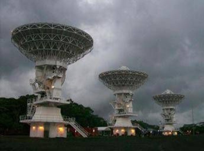 Cos'è il Muos: le parabole in Sicilia che guidano droni, missili e sottomarini all'attacco in Iran