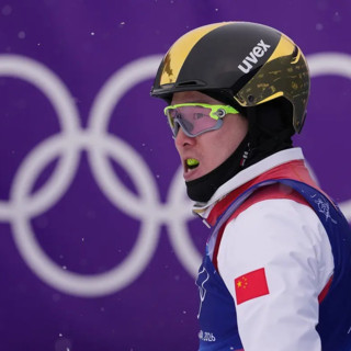 Milano-Cortina, Qi fuori dal podio ma la Cina fa oro e bronzo negli aerials