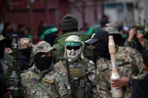 Gaza, Israele accusa &quot;Hamas respinge estensione tregua e si riarma&quot;