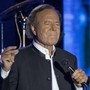 Julio Iglesias chiede l'archiviazione dell'indagine per presunti abusi