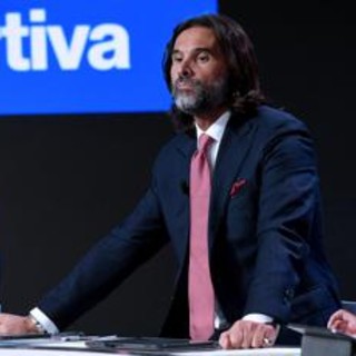 Mondiali, Adani pronto per Spagna-Argentina: "Non ho copioni, griderò ancora per Messi" Mondiali, Adani pronto per Spagna-Argentina: "Non ho copioni, griderò ancora per Messi"