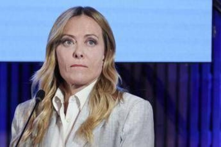 Meloni da Spalato: "Pronti a intervenire su accise. Legge elettorale? Serena, come sempre"