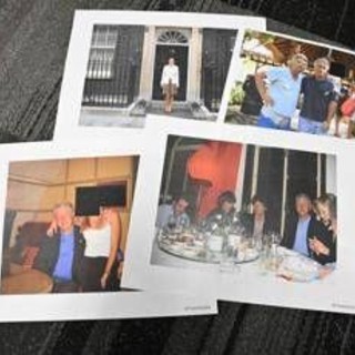 Caso Epstein, pubblicate foto in Marocco con Bill Clinton. I dem: "Rimossa quella con Trump" Caso Epstein, pubblicate foto in Marocco con Bill Clinton. I dem: "Rimossa quella con Trump"