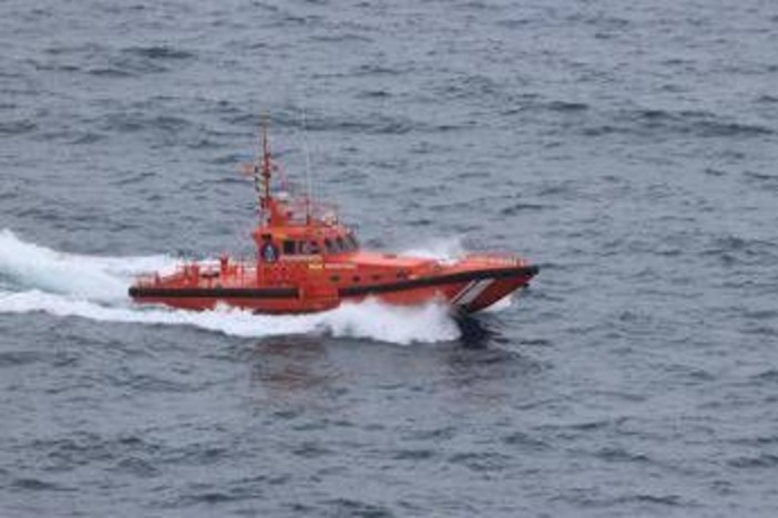 Migranti, oltre 80 morti su barca al largo delle Canarie Migranti, oltre 80 morti su barca al largo delle Canarie