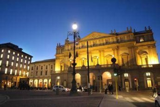 Scala, Cub: &quot;Licenziata maschera che urlò 'Palestina libera'&quot;