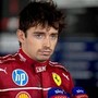 Leclerc resta in Ferrari: ufficiale il rinnovo per le prossime stagioni F1