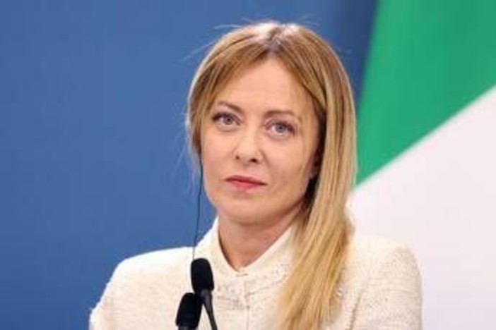 Minacce a Giorgia Meloni sui social, 31enne condannato a tre mesi Minacce a Giorgia Meloni sui social, 31enne condannato a tre mesi
