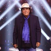 Al Bano si esibisce a Tel Aviv, è polemica: "In un mondo diviso, la musica continua a essere un ponte" Al Bano si esibisce a Tel Aviv, è polemica: "In un mondo diviso, la musica continua a essere un ponte"