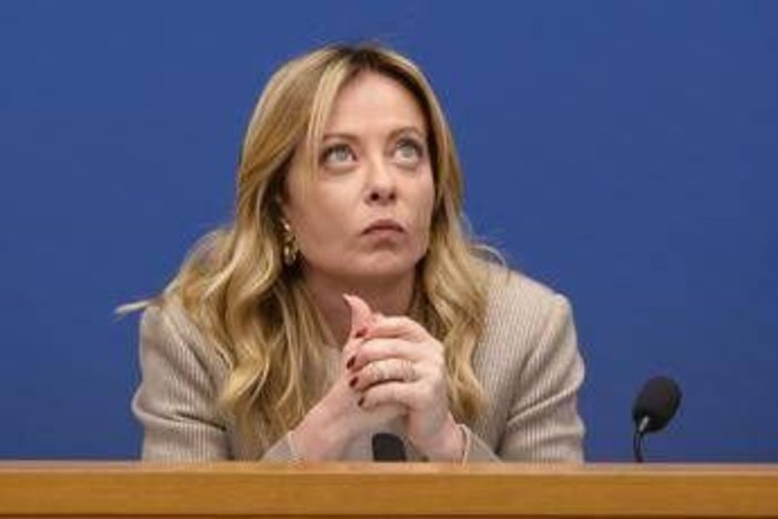 Meloni rilancia l'azione del governo e attacca le toghe: "Vanificano il lavoro delle forze dell'ordine"