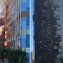 Napoli, incendio all'ospedale del Mare: fiamme e alta colonna di fumo nero Napoli, incendio all'ospedale del Mare: fiamme e alta colonna di fumo nero