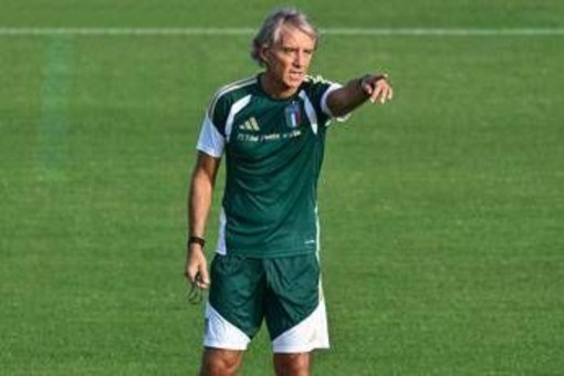 Mancini verso l'esordio contro il Belgio: "Sensazioni positive. Italia, ora dipende da noi" Mancini verso l'esordio contro il Belgio: "Sensazioni positive. Italia, ora dipende da noi"