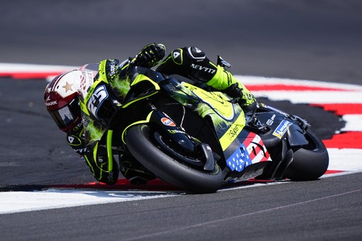 Raul Fernandez vince a Silverstone, Martin e Bezzecchi sul podio