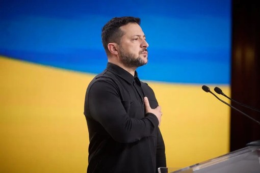 Zelensky a Mattarella “Grati per il sostegno dell’Italia alla nostra difesa” Zelensky a Mattarella “Grati per il sostegno dell’Italia alla nostra difesa”