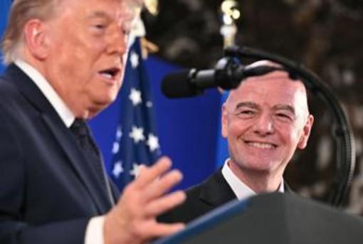 "Mondiali 2026 hanno superato tutte le aspettative", l'elogio di Infantino a Trump "Mondiali 2026 hanno superato tutte le aspettative", l'elogio di Infantino a Trump