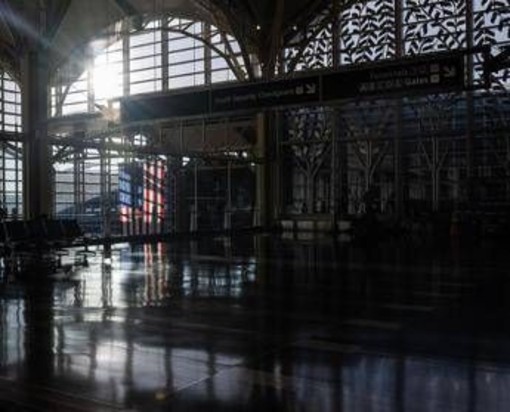 Usa, Axios: verso accordo per mettere fine a shutdown Usa, Axios: verso accordo per mettere fine a shutdown