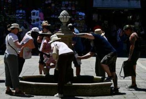 Fine del caldo, arriva la svolta meteo: temporali e temperature in calo da domani Fine del caldo, arriva la svolta meteo: temporali e temperature in calo da domani