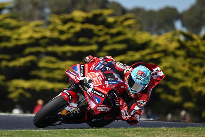 Marc Marquez vince gara Sprint a Philip Island, cade Martin, Bezzecchi 4° Marc Marquez vince gara Sprint a Philip Island, cade Martin, Bezzecchi 4°