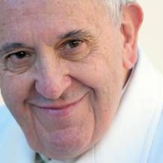 Da 'Era Francesco' a 'Papa degli ultimi': così i quotidiani salutano il Pontefice