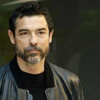 Alessandro Gassmann a sindaco Gallarate: &quot;Via nome di mio padre da Teatro Condominio&quot;. La replica