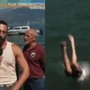 Mario Acampa, inviato di Camper, si spoglia e si getta nel lago in diretta tv: "Grazie a tutti" Mario Acampa, inviato di Camper, si spoglia e si getta nel lago in diretta tv: "Grazie a tutti"