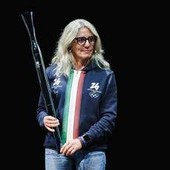 Milano Cortina 2026, Belmondo e Zoeggeler all'accensione della fiamma olimpica a Olimpia