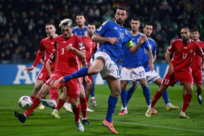 L’Italia vince in Moldova 2-0, decidono nel finale Mancini ed Esposito