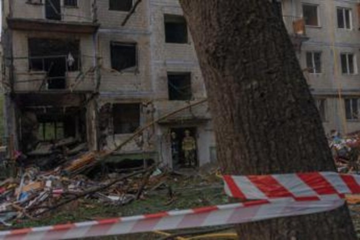 Ucraina, missili balistici russi su Kiev: 9 morti