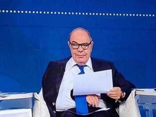 Vespa: "Bruttissima caduta in casa mentre facevo ginnastica, ma sono stato fortunato"