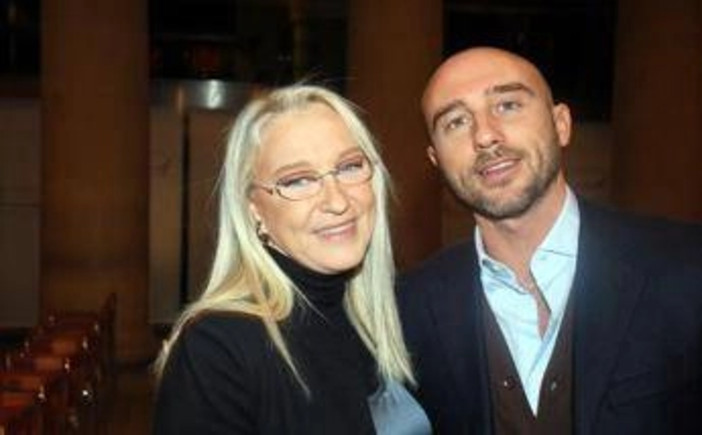 Eleonora Giorgi, Andrea Rizzoli: &quot;È andata via tenendo me in una mano e Paolo nell'altra&quot;