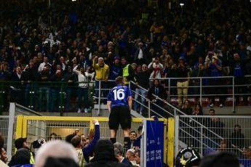 Inter-Barcellona, arresto cardiaco a San Siro per un tifoso: &quot;Defibrillato 4 volte&quot;