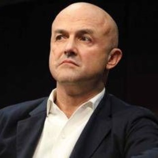 'Pomeriggio cinque' cambia nome e diventa 'Dentro la notizia'