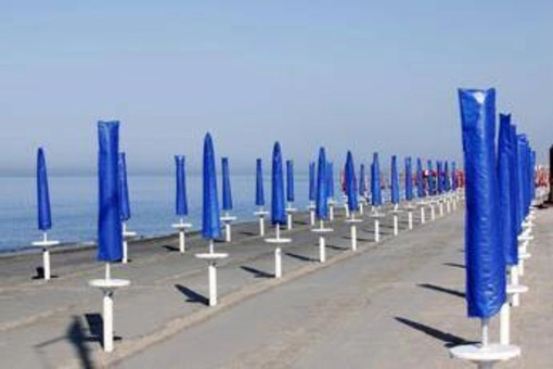 Roma, stop sospensiva bando balneari: il Consiglio Stato accoglie ricorso Comune