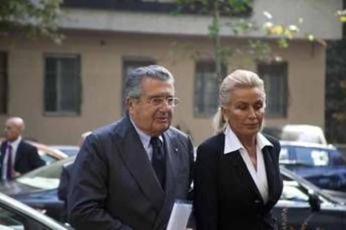 È morta Silvia Monti, l'ex attrice moglie di Carlo De Benedetti: aveva 80 anni