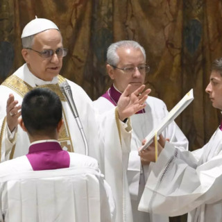 Leone XIV conferma provvisoriamente tutti gli incarichi della Curia