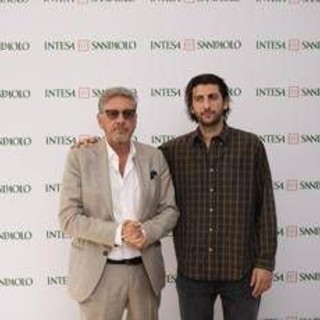 Intesa Sp, Sergio e Pietro Castellitto firmano la nuova campagna istituzionale 'A mano a mano' Intesa Sp, Sergio e Pietro Castellitto firmano la nuova campagna istituzionale 'A mano a mano'