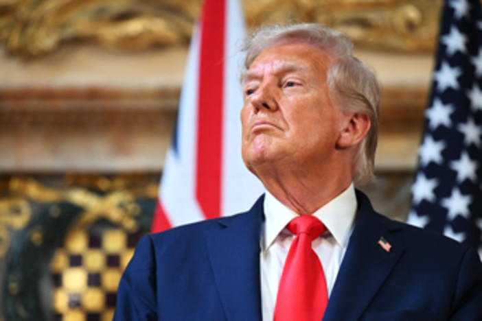 4 luglio, Trump a Mount Rushmore: "Non saremo mai comunisti, nostra identità sotto attacco" 4 luglio, Trump a Mount Rushmore: "Non saremo mai comunisti, nostra identità sotto attacco"