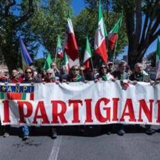 25 aprile, Anpi Roma: "Condanniamo atto terrorista, non ci lasceremo intimidire"