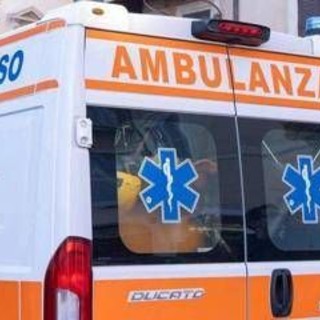 Schiacciato da una porta blindata, muore operaio 35enne