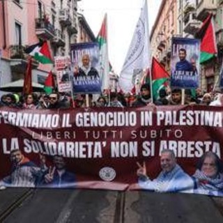 Cronista insultata a corteo Pro Pal: "Clima incandescente, mi sono sentita fuori casa in casa mia" Cronista insultata a corteo Pro Pal: "Clima incandescente, mi sono sentita fuori casa in casa mia"