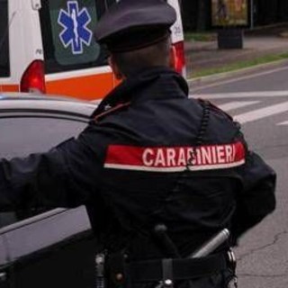 Napoli, 15enne accoltellato all'uscita da scuola: aggredito da un gruppo di coetanei