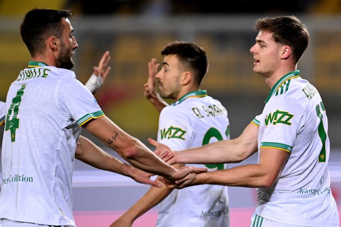 Dybala ispira, Ferguson e Dovbyk firmano il 2-0 della Roma a Lecce Dybala ispira, Ferguson e Dovbyk firmano il 2-0 della Roma a Lecce