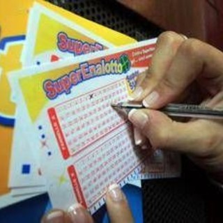 Arriva la quinta estrazione settimanale per Lotto e Superenalotto, la novità in manovra Arriva la quinta estrazione settimanale per Lotto e Superenalotto, la novità in manovra